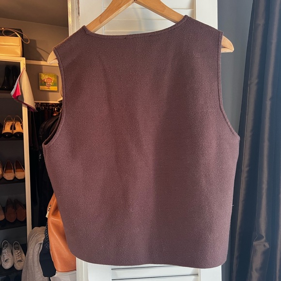 Abercrombie & Fitch LuxeLoft V-Neck Dark Brown Knit Sweater Vest - Picture 11 of 11